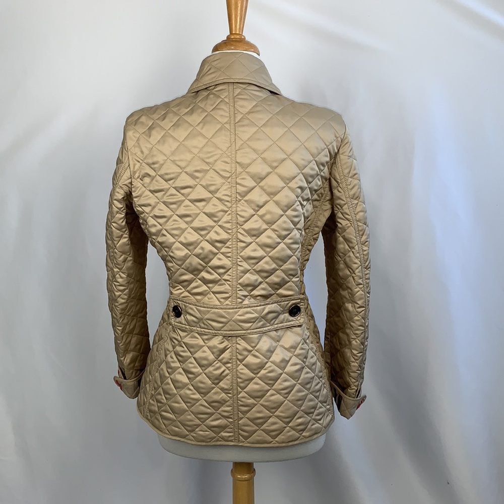 Burberry Classic Tan Quilted Jacket - Picture 6 of 16